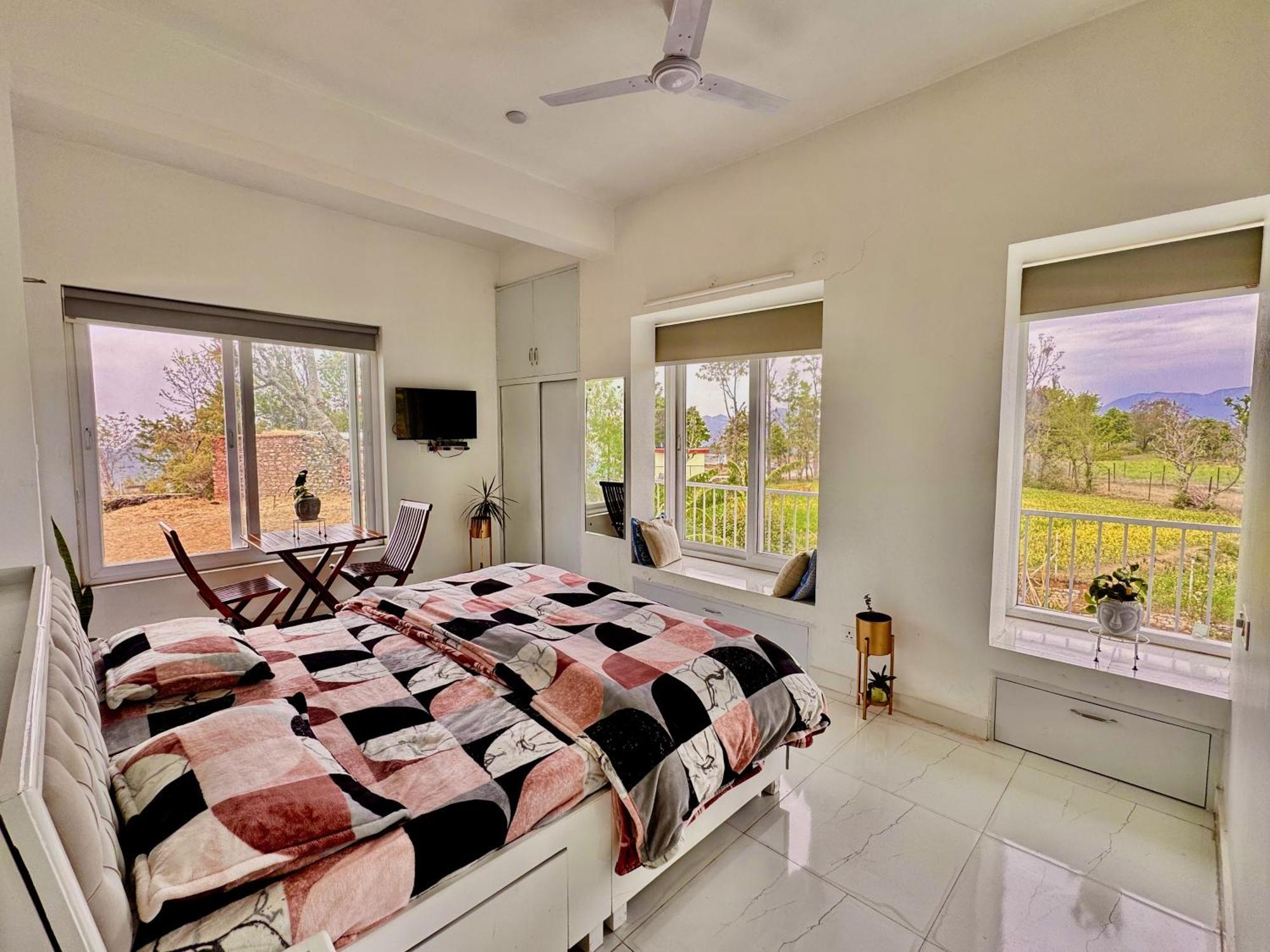 Mayur Home Stay, Morni Hills Zewnętrze zdjęcie