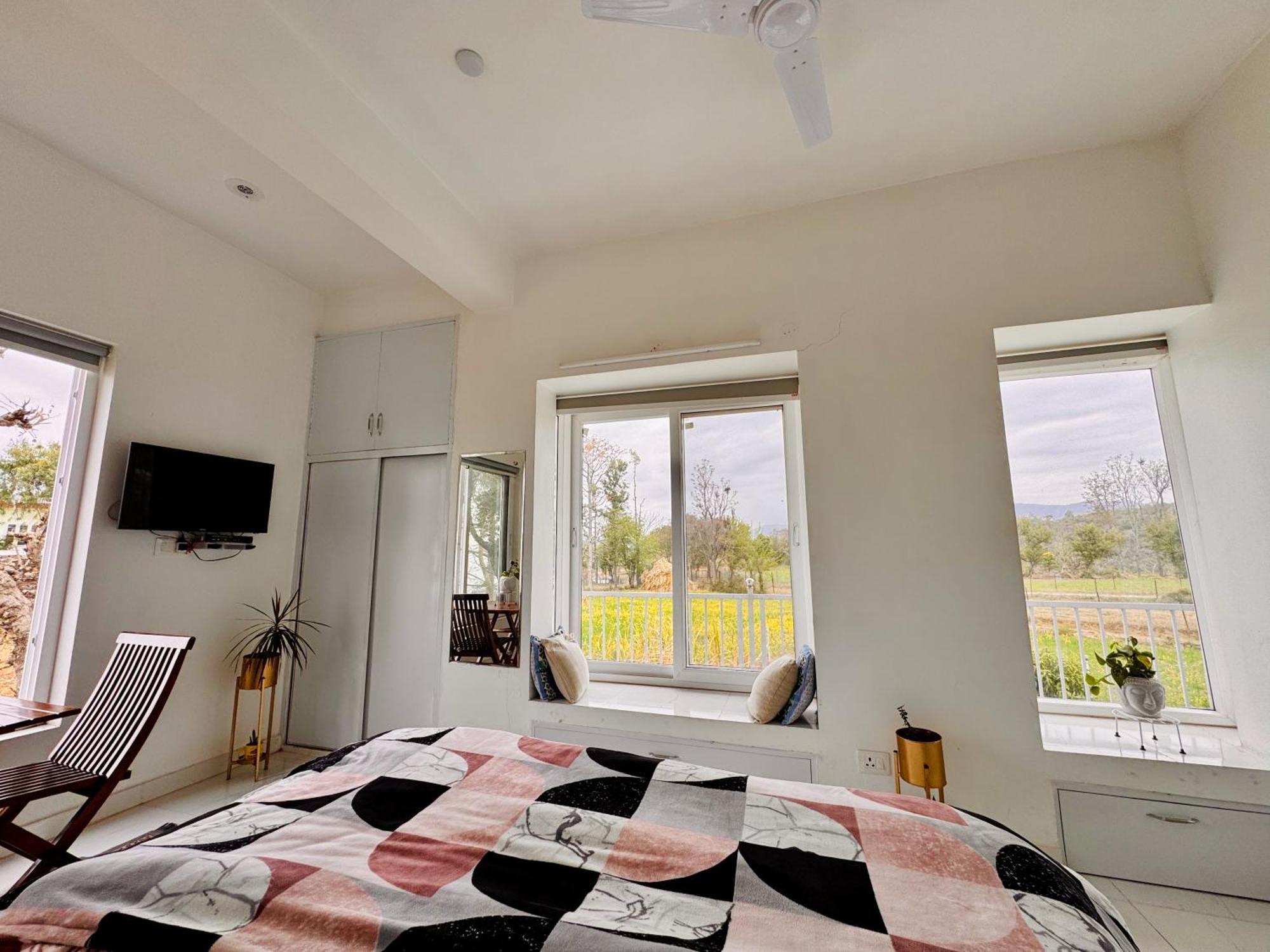 Mayur Home Stay, Morni Hills Zewnętrze zdjęcie